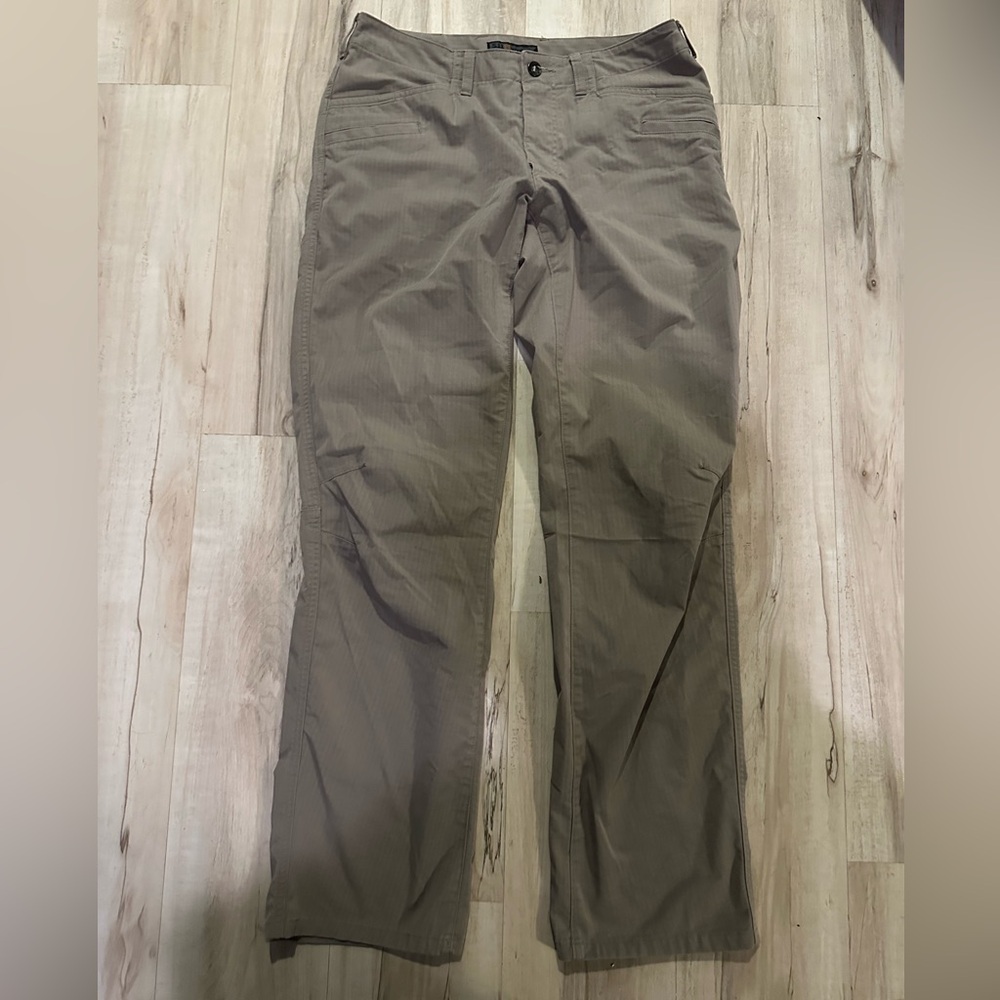 5.11 Tactical Men's Cargo Pants - Tan